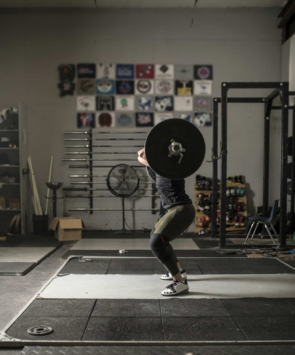 Les Bienfaits du Powerlifting : pourquoi on devrait tous soulever lourd ?