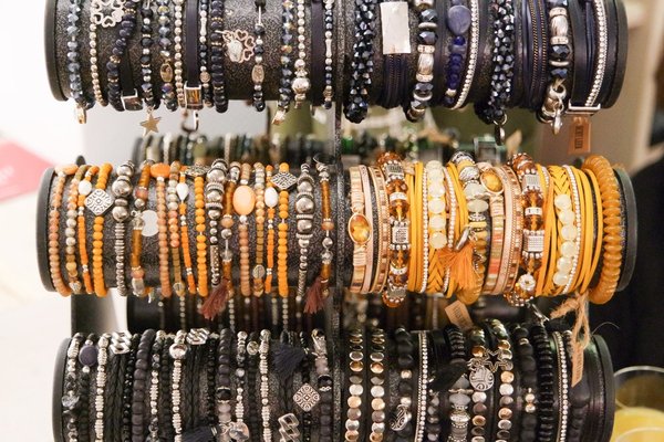 Histoire et légendes : les récits qui inspirent nos collections de bracelets viking.