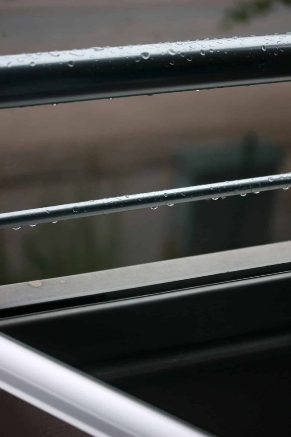 Entretien des clôtures composites : astuces pour une longévité accrue